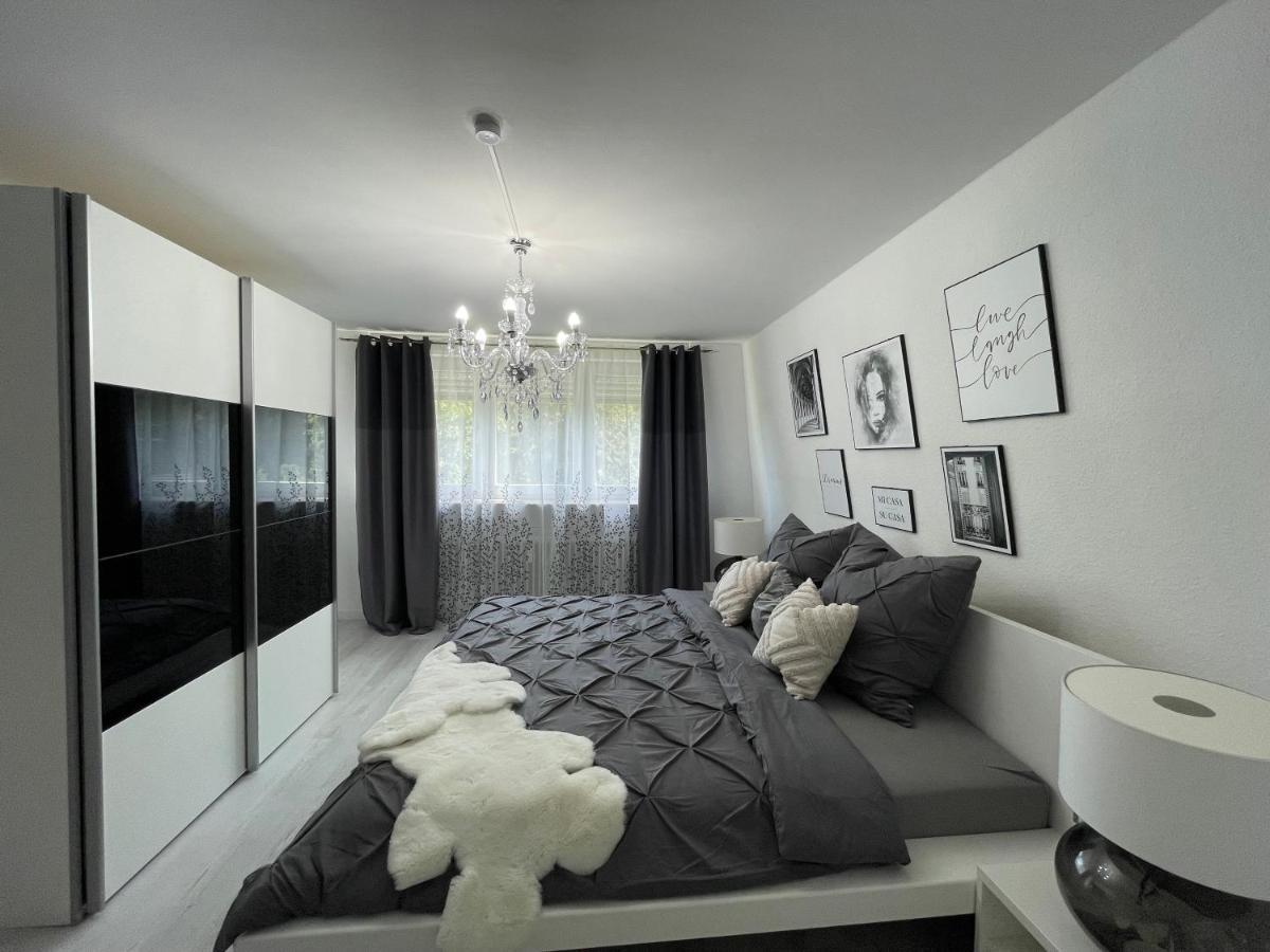 Luxus Apartment Am Fremersberg - Zentral - Mit Sauna & Badewanne Baden-Baden Kültér fotó